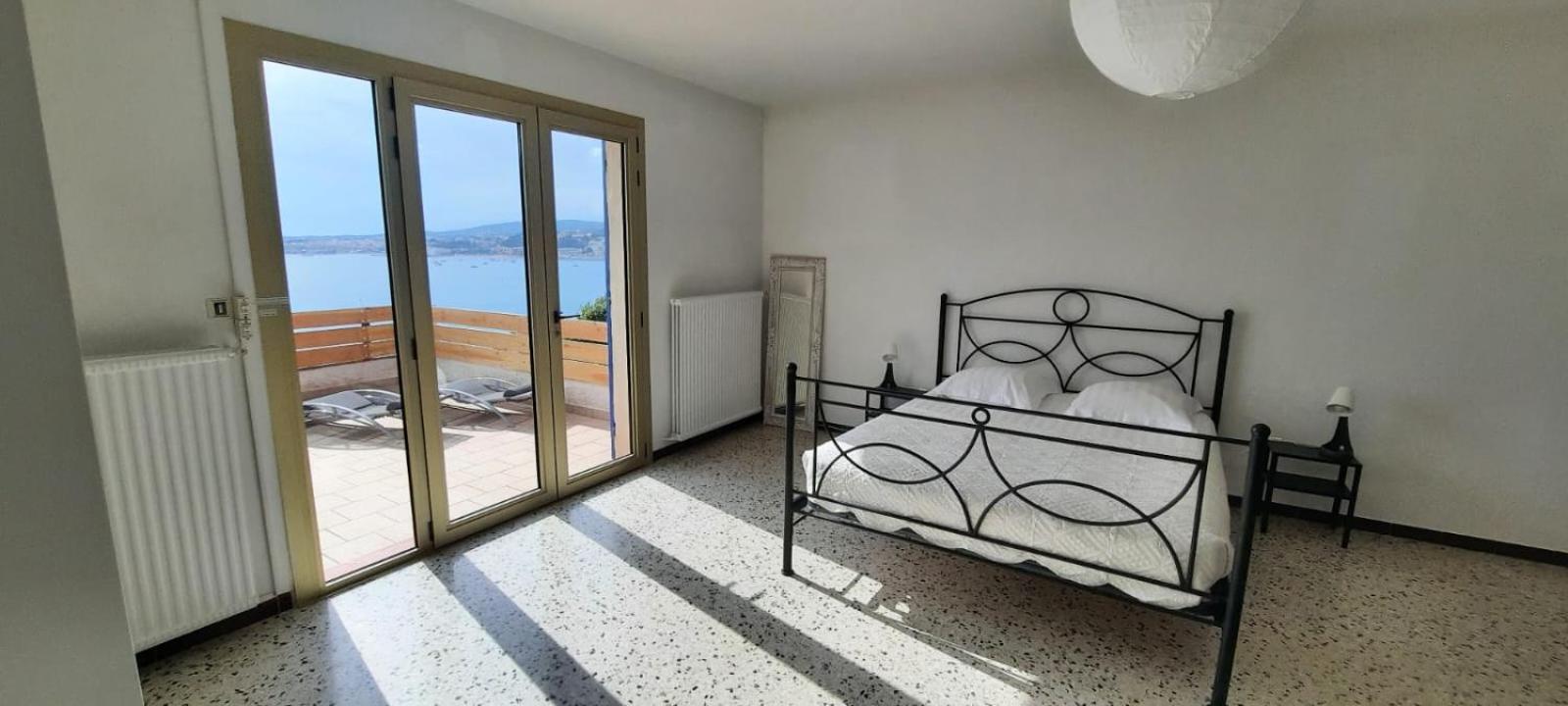 Sur La Mer, 4 - 8 Personnes Villa Sanary-sur-Mer